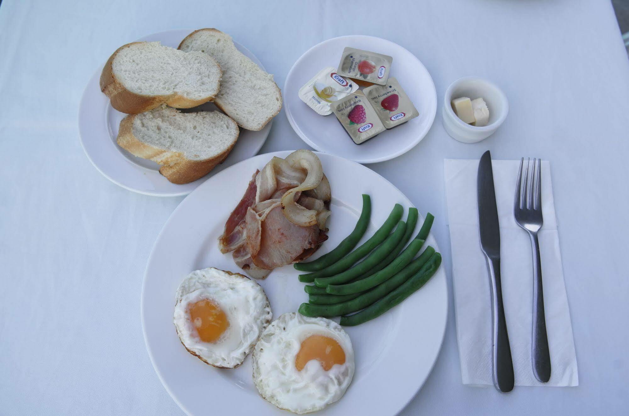 Luganvilla Business Hotel And Restaurant Luganville Kültér fotó